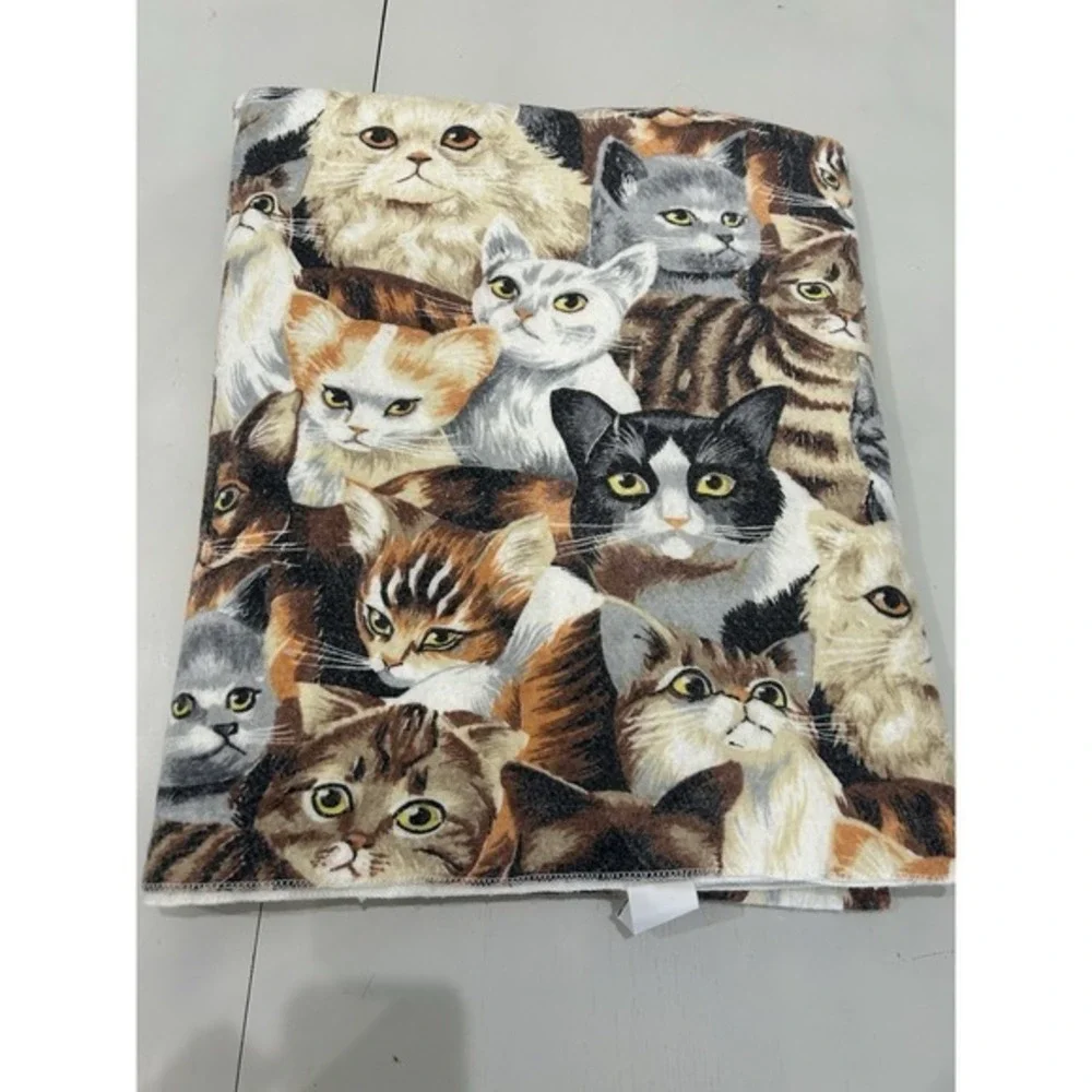 Vintage Woven 86x70 Crazy Cat Lady Tapestry Blanket Comforter‎ Cottage Catcore